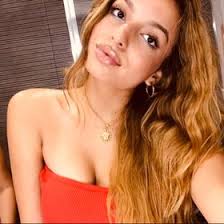 Ada Galvez's Instagram, Twitter & Facebook