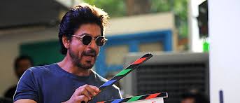 The story revolves around bauua singh (shah rukh khan), a vertically challenged man, who is full of charm and wit, with a pinch of arrogance. Trauriges Geheimnis Um Shah Rukh Khans Baby Promiflash De