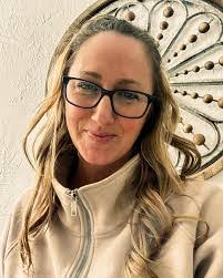 Heather Claflin's Instagram, Twitter & Facebook