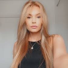 Nadine Shirley's Instagram, Twitter & Facebook