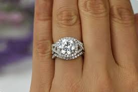 3 25 Ctw 3 Band Twisted Halo Wedding Set Engagement Ring Halo Wedding Set Engagement Rings Halo Infinity Engagement Rings