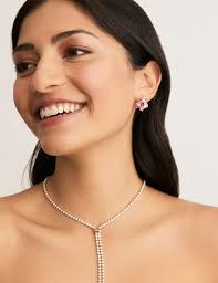 Amelie Necklaces Pendants