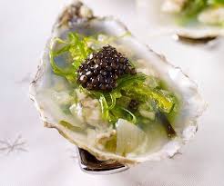Recette Huitre En Gelee Au Caviar Oscietre Recette En 2020 Recette Huitre Huitres Recettes De Cuisine