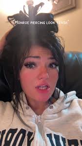 Nola Girl Talking about Monroe