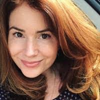 Kim Dennis's Instagram, Twitter & Facebook