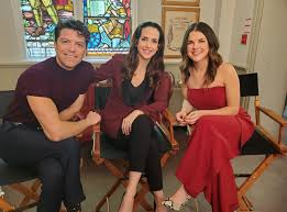 Experts say not to waste a shot. On Set With The Cast Of The Wedding Planners Today S Bride