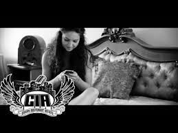 C I A Unde E Ea Lyrics English Translation