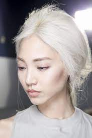 Some people even claim that the oil can help the bleaching process, although there is no real evidence for this. Pin On My Style