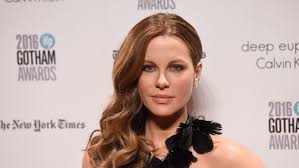 Now we know why beckinsale looks so young! Why Kate Beckinsale Doesn T Get Many Movie Offers Anymore