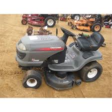 The craftsman lt2000 garden tractor lawn mower is from the same series of mowers as both the craftsman lt4000 and the craftsman lt3000. Craftsman Lt2000 Mower 42