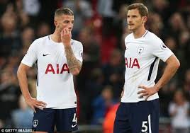 «quand je suis parti pour tottenham, toby est ensuite parti pour l'atlético de madrid puis southampton. Jan Vertonghen Toby Alderweireld S Contract Situation At Tottenham Doesn T Worry Me Daily Mail Online
