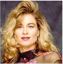 Kelly capwell, dotter till den rika affärsmannen cc capwell , dök upp i seriens första avsnitt. Kelly Capwell Santa Barbara Wiki Fandom