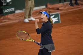 Welcome to the danielle collins zine, with news, pictures, articles, and more. Fiery Danielle Collins Battles Her Way Into French Open Quarters Ubitennis