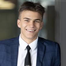 Jesse Jablonski (@jesse_jablonski) • Threads, Say more