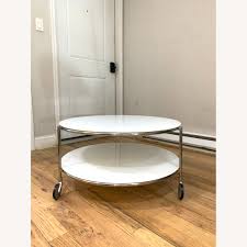 This ikea round glass coffee table graphic has 11 dominated colors, which include desired dawn, namakabe brown, petrified oak, swing sage, thamar black, snowflake, nearly brown, pig iron, metal construction green, bud, endo. Ikea White Round Rolling Coffee Table Aptdeco