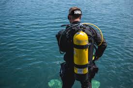 Scuba Training & Courses — Chicago Undersea Explorers Society