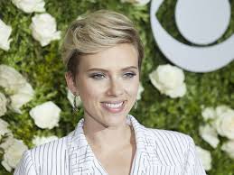 The sunday night mtv movie and tv awards ceremony saw scarlett johansson get slimed by her husband and sacha baron cohen bring back his infamous character ali g. Nteoc63jjoebqm