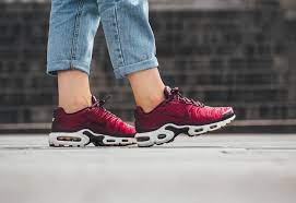 Night Maroon Covers The Latest Nike Air Max Plus Kicksonfire Com