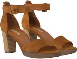 Geïnspireerd door de laatste trends en hipste merken. Cognacfarbene Paul Green Sandalen 7618 016 Omoda