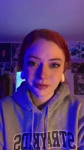 Hannah Vega's Instagram, Twitter & Facebook