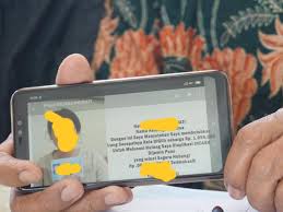 Banyak tawaran pinjol langsung cair bahkan hanya dengan syarat ktp. Jerat Maut Pinjaman Online Kembali Makan Korban Di Solo Regional Liputan6 Com