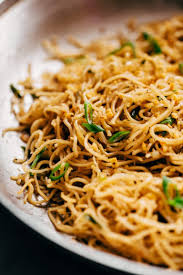 Crazy Good Quick Garlic Noodles Recipe Little Spice Jar Recipe Garlic Noodles Recipe Fusion Food Garlic Noodles