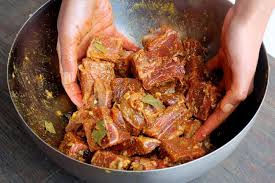 Kebanayakan penjual sop kambing akan menambahkan iga sebagai tambahan daging, tujuannya adalah penambah. 10 Tips Memasak Daging Kambing Biar Empuk Dan Gak Bau Coba Deh Daging Kambing Daging Tips Memasak