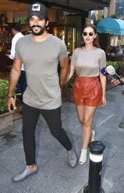 İlk önce azarlayan, sonra anlayan. Fahriye Evcen Biz Iyiyiz