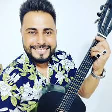 PROJETO “TRADIÇÃO E RAIZ”, NA FEIRA DA LUA DA PRAÇA AYRTON SENNA, RECEBERÁ  O CANTOR DANIEL CAMARGO