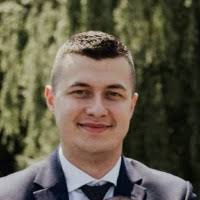 80+ profili według frazy „Adrian”