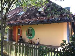 Herzlich willkommen im haus kunterbunt! Babybasar Der Evang Kita Haus Kunterbunt Moosbach N Land