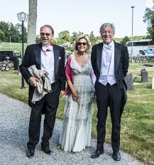 Bathina philipsons palestinska familj flydde från syrien till sverige och hon växte upp i uppsala i en. Anders Aje Philipson Au Mariage De Louise Gottlieb Et Gustav Thott A Holo Au Sud De Stockholm Le 2 Juin 2018 Purepeople