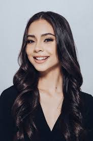 Caridad Rodriguez's Instagram, Twitter & Facebook