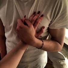 اجمل صور حب وعشق ساخنة 2019 عليها كلام حب صور حب رومانسية جدا كلام بالصور صور حب معبره رسائل غرام عبارات مصوره لحظات رومانسية بين الولاد والبنات المرتبطين. ØµÙˆØ± ØºØ±Ø§Ù…ÙŠØ© Ø³Ø§Ø®Ù†Ø© Ø§Ù„Ø´ÙˆÙ‚ Ùˆ Ø§Ù„ØºØ±Ø§Ù… ÙÙŠ ØµÙˆØ± Ø¬Ø¯ÙŠØ¯Ø© Ø¹Ø¬ÙŠØ¨ ÙˆØºØ±ÙŠØ¨