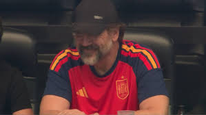 Bardem recula tras las críticas y ahora sí luce la camiseta de la Selección en el España – Portugal