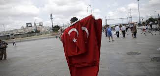 Türk bayrağı) er et rødt flagg med en hvit stjerne og halvmåne. Utenriks Nyheter De Faerreste Har Avbestilt Ferien Til Tyrkia
