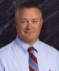 Kris Bush's Instagram, Twitter & Facebook