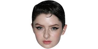 Lachlan Watson (Make Up) Big Head