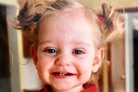 Pauline Mohr's Instagram, Twitter & Facebook