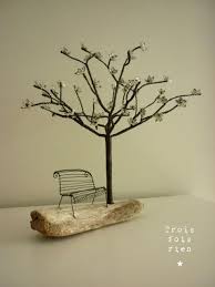 Bildergebnis Fur Trois Fois Rien Wire Tree Sculpture Wire Art Wire Trees