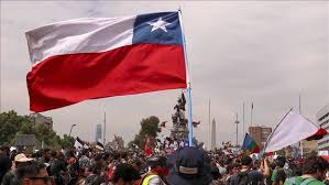 Only los chilenos can manage to speak in such a way because they are skilled in such areas. Chileans Expect Much In 2020 After Mass Protests