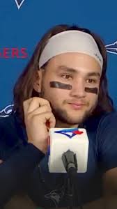 Kole Calhoun forgot which sport he was playing for a second. 😅