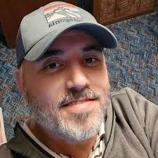 Alexander Shank's Instagram, Twitter & Facebook