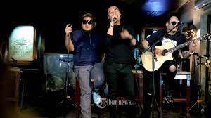 Chord Gitar Lagu Jangan Pernah Berubah St12 Kau Meninggalkanku Tanpa Perasaan Tribunnews Com Mobile
