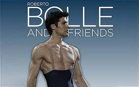 L' étoile internazionale roberto bolle sul palco allestito nella centrale piazza della santissima. Roberto Bolle And Friends A Milano Nel 2020 Date E Biglietti Del Grande Show 4 Gennaio 2020 7 Gennaio 2020 Milano