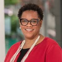 Michelle Snowden's Instagram, Twitter & Facebook