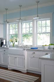 Consider our ideas to get started on designing the perfect balance of traditional and farmhouse. 75 Beautiful Small Farmhouse Kitchen Pictures Ideas July 2021 Houzz