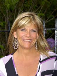 All About Cameron Mathison's Wife Vanessa Arevalo Who Is Sticking by His  Side in Recent Health Crisis