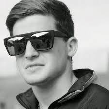 Dominique Bester's Instagram, Twitter & Facebook