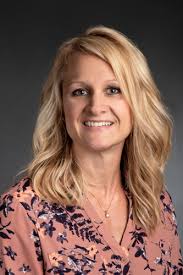 Michelle Wakefield's Instagram, Twitter & Facebook